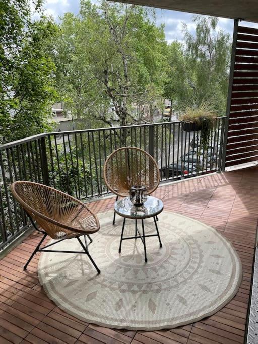 Superbe Appartement En Residence Avec Parking Le Mans Esterno foto